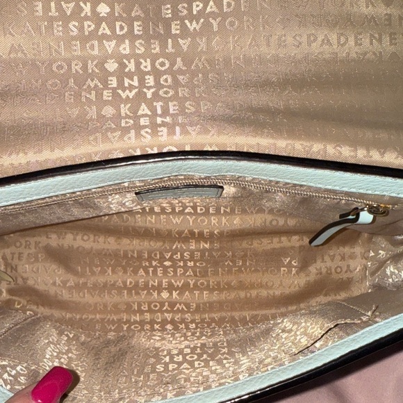 Kate Spade Light Green Shoulder Bag with Gold Chain - Picture 5 of 10